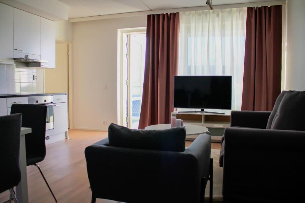Modern Apartment With Sauna, Near Transit Hub/Dixi Вантаа Екстер'єр фото