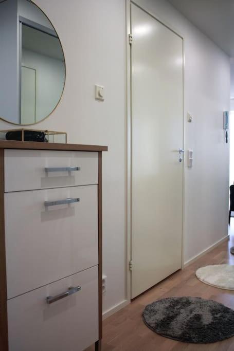 Modern Apartment With Sauna, Near Transit Hub/Dixi Вантаа Екстер'єр фото