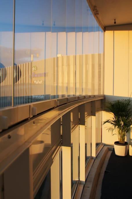 Modern Apartment With Sauna, Near Transit Hub/Dixi Вантаа Екстер'єр фото