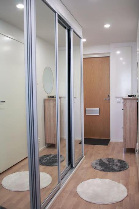 Modern Apartment With Sauna, Near Transit Hub/Dixi Вантаа Екстер'єр фото